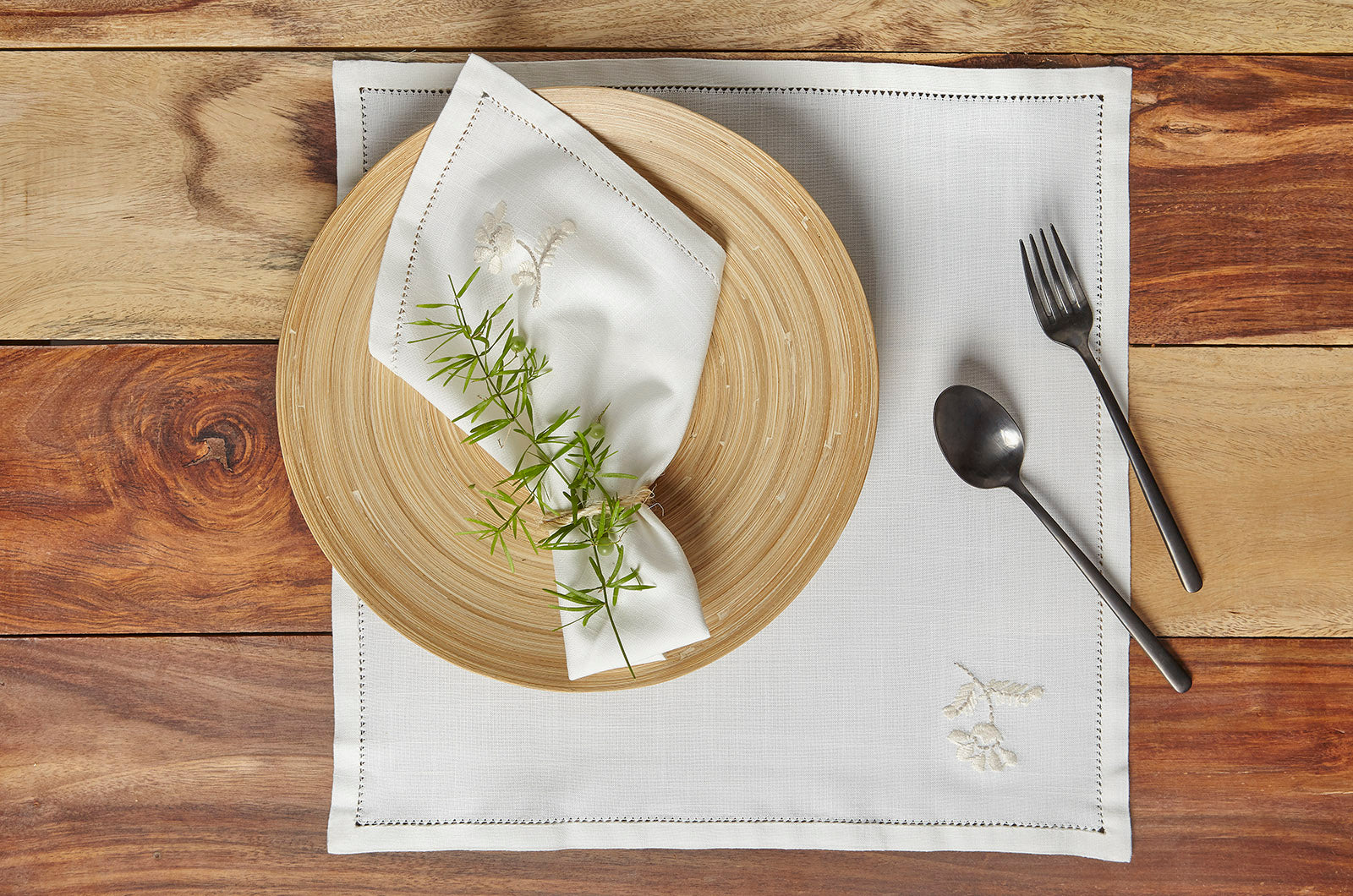 Σετ Τραπεζομάντηλο &amp; 8 Πετσέτες φαγητού Αιγαίον με Κέντημα 180X230 Cassia Beige