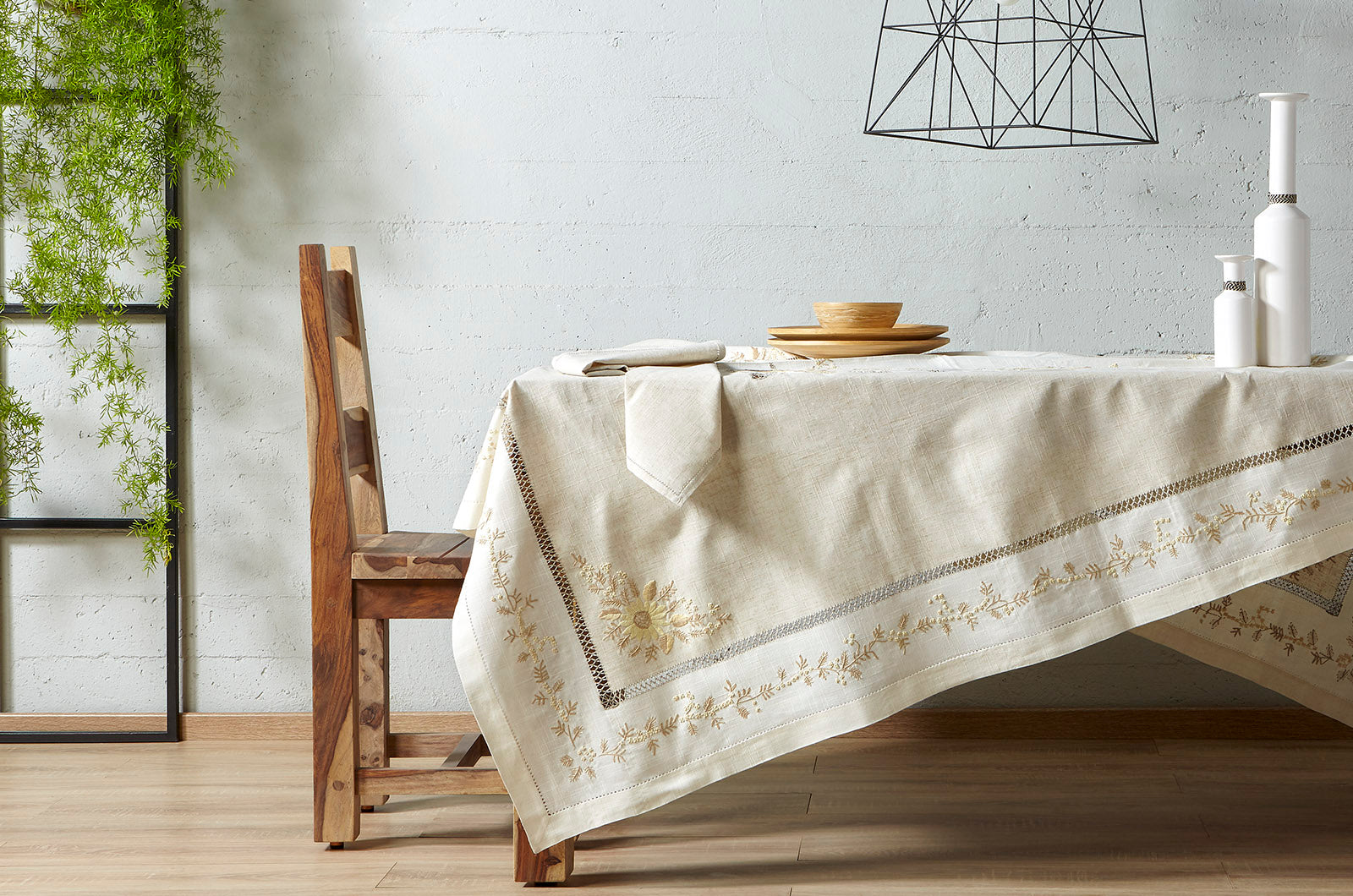 Σετ Τραπεζομάντηλο &amp; 8 Πετσέτες φαγητού Αιγαίον με Κέντημα 180X180 Chrysanthemum