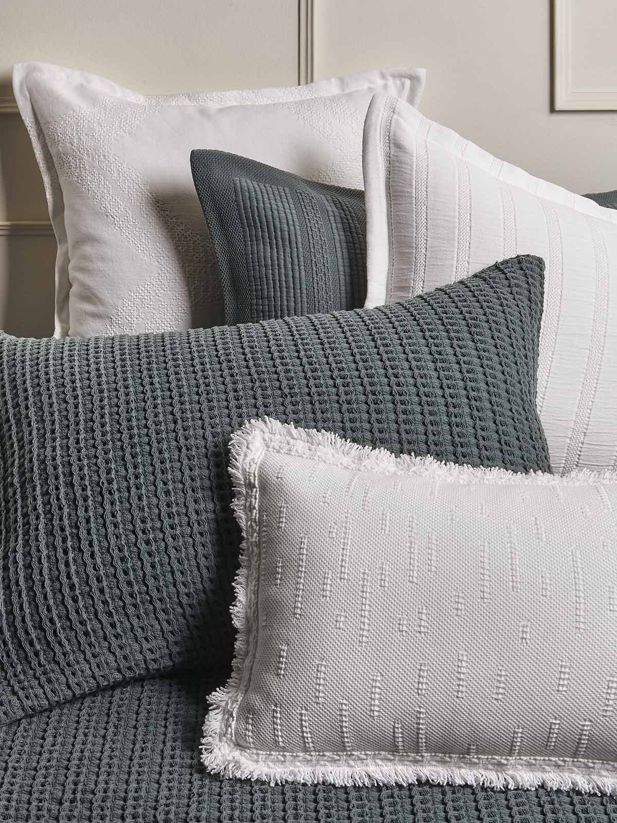 Διακοσμητική Μαξιλαροθήκη Cinnamons Heritage 1946 Lacework 60X60 / White