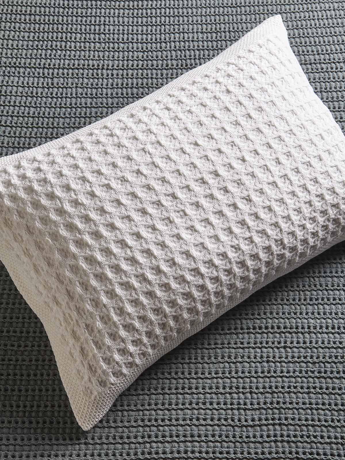 Διακοσμητική Μαξιλαροθήκη Cinnamons Heritage 1946 Waffle 51X76 / White