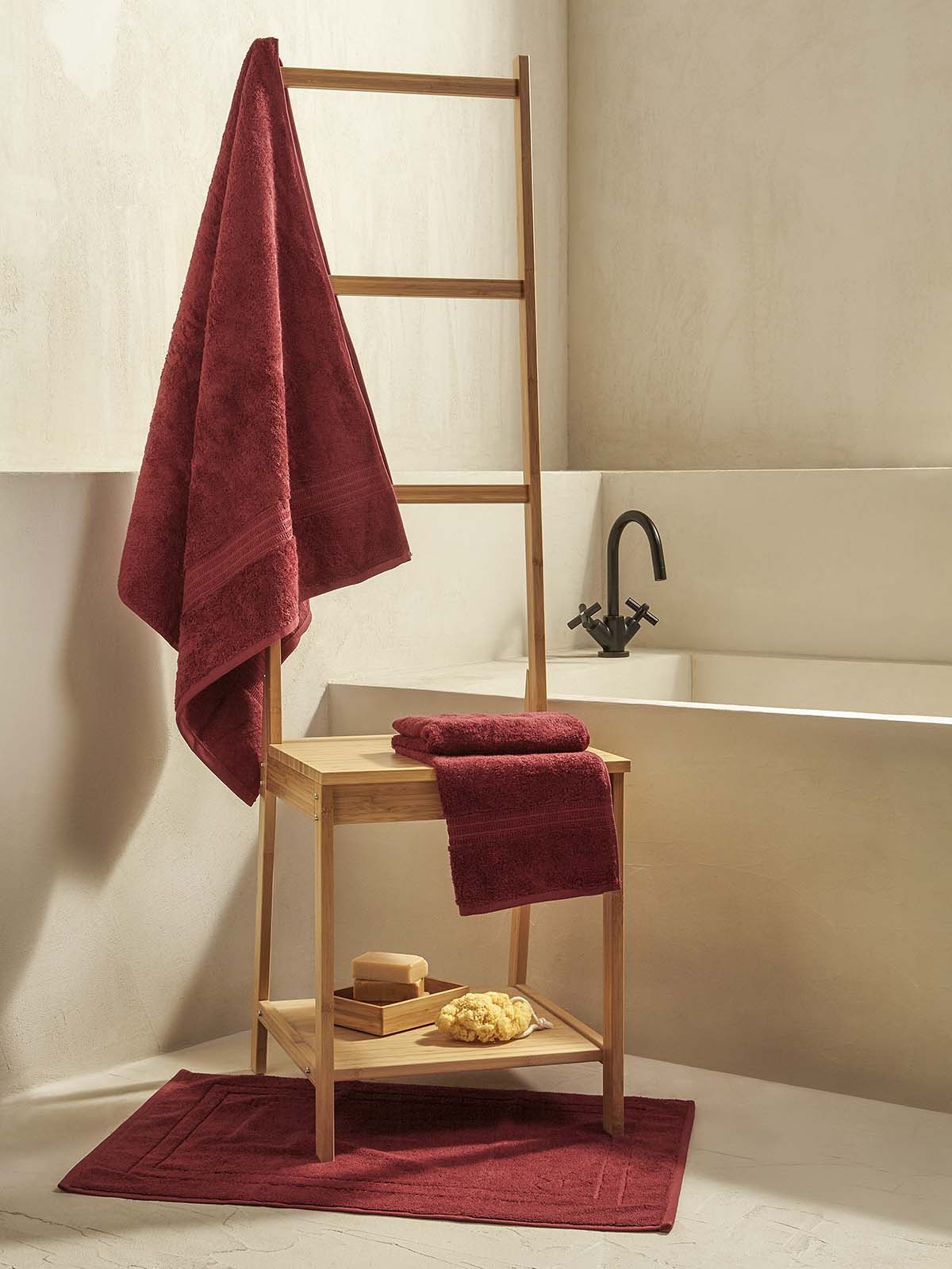 Σετ πετσέτες και χαλάκι μπάνιου homelovers organic 40X66+68X137+50X70 Red