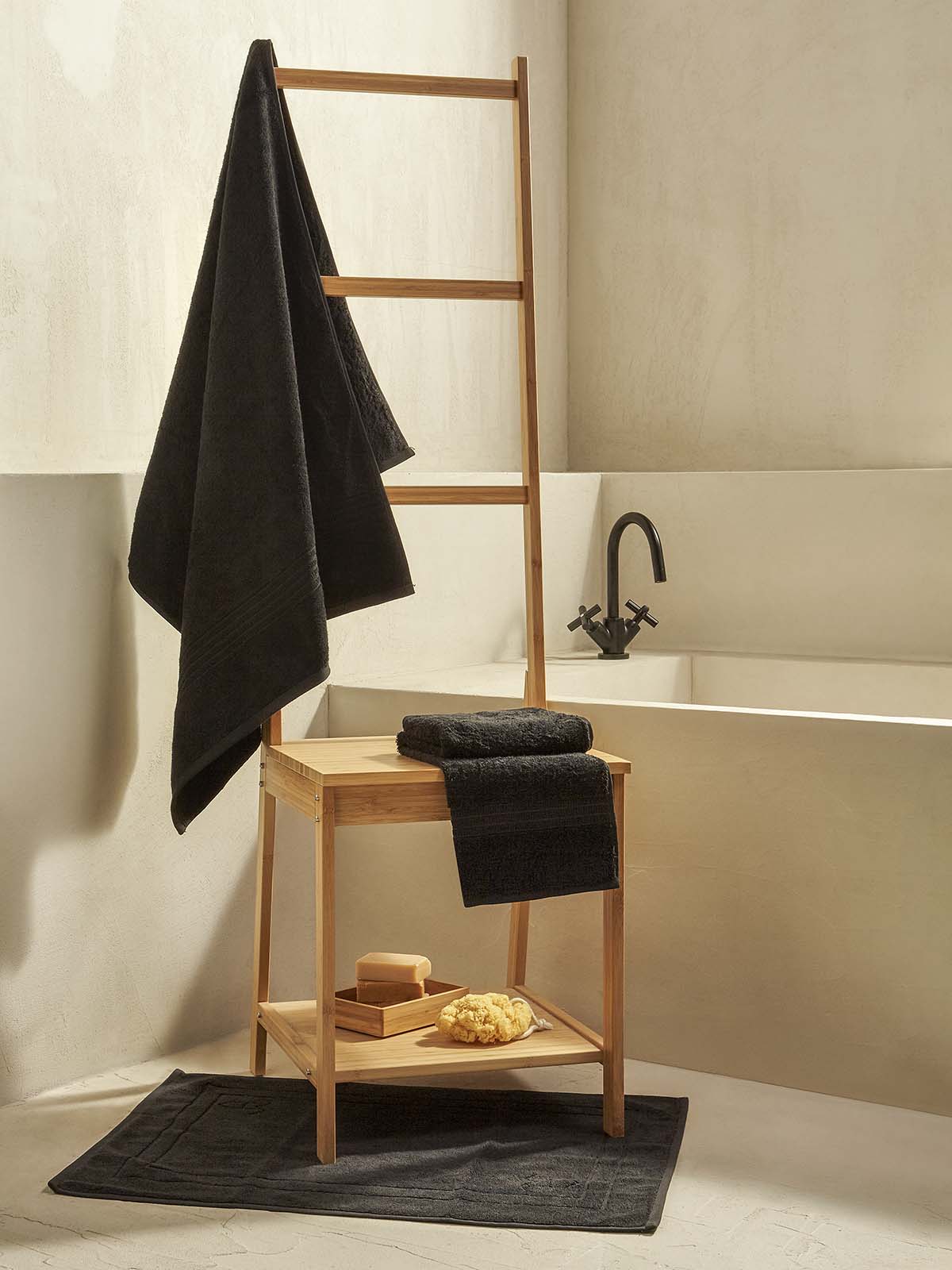 Σετ πετσέτες και χαλάκι μπάνιου homelovers organic 40X66+68X137+50X70 Black